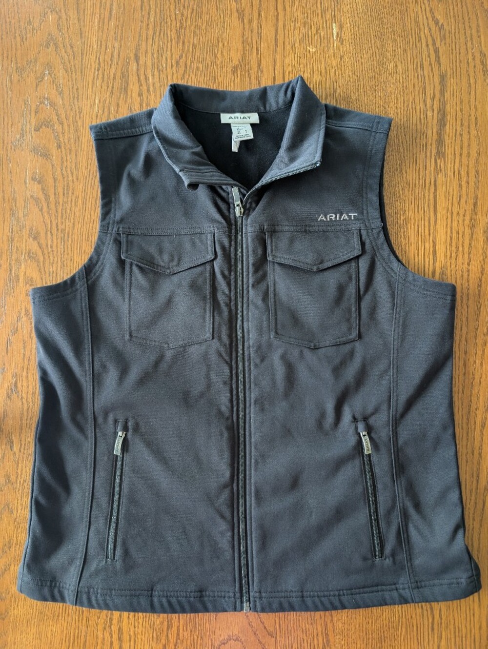 Ariat Women’s Full-Zip Softshell Equestrian Vest in Black